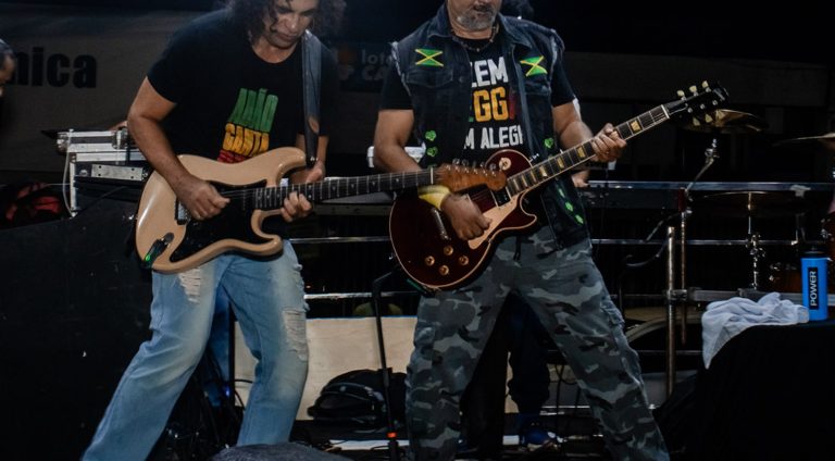 adão