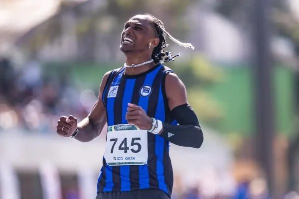 alison_dos_santos_ouro_2_400m_c_barreiras_trofeu_b_2026