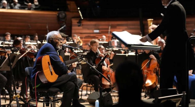 amor-azul-gilberto-gil-christophe-abramaowitz