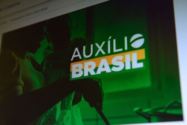 Programa Auxílio Brasil