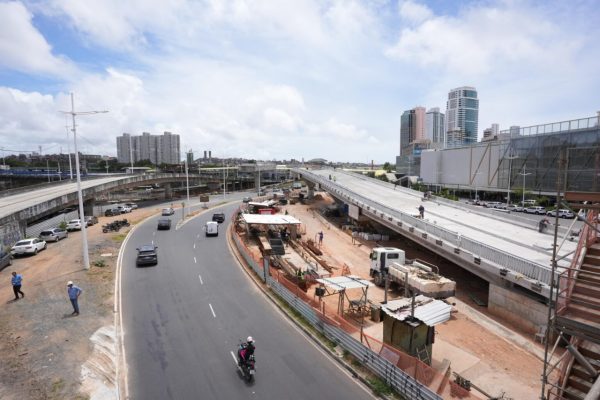 avanço nas obras