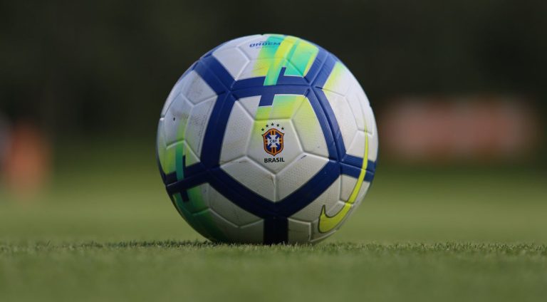 bola_gramado