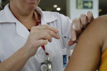 _campanha_estadual_do_dia_d_de_vacinacao_contra_o_sarampo_no_rio20200201_0126_0