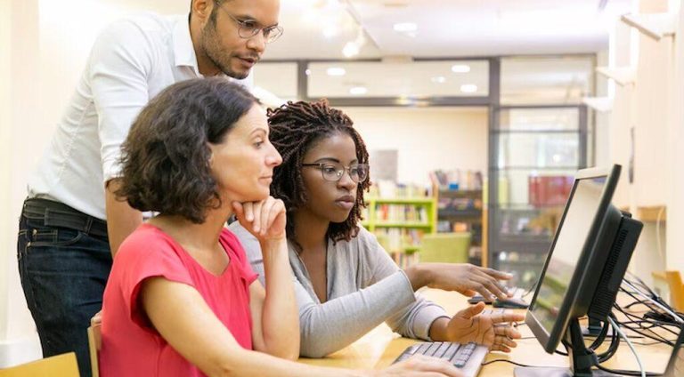 como-valorizar-as-pessoas-no-trabalho