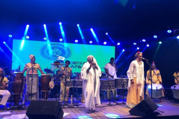 cortejoafromeldomelhor_alo_alo_bahia