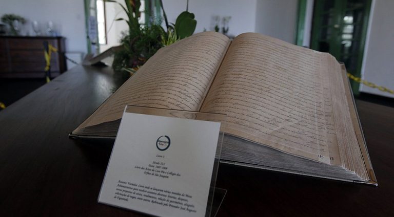 csm_livro_das_atas_da_casa_pia_e_Collegio_dos_orfaos_de_Sao_Joaquim_0ca26f0a84
