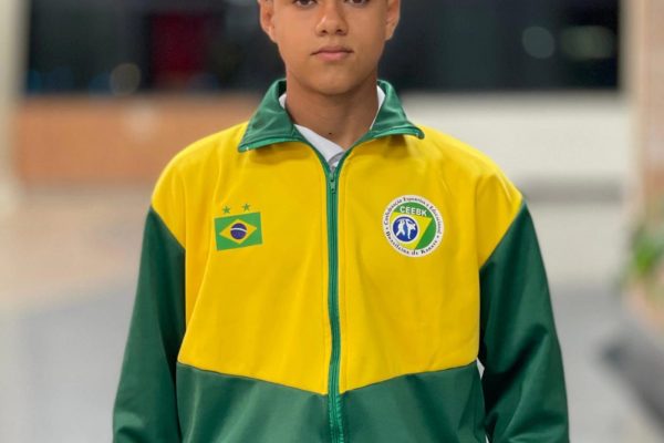 Adolescente de Pau da Lima conquista pódio em competição internacional