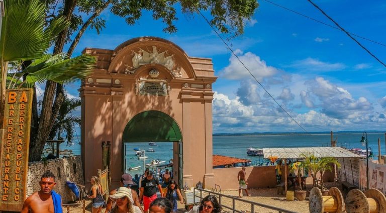 eieie_alo_alo_bahia