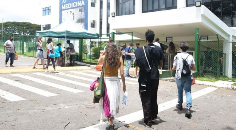 enem_vac-agencia-brasil-1-1024x613