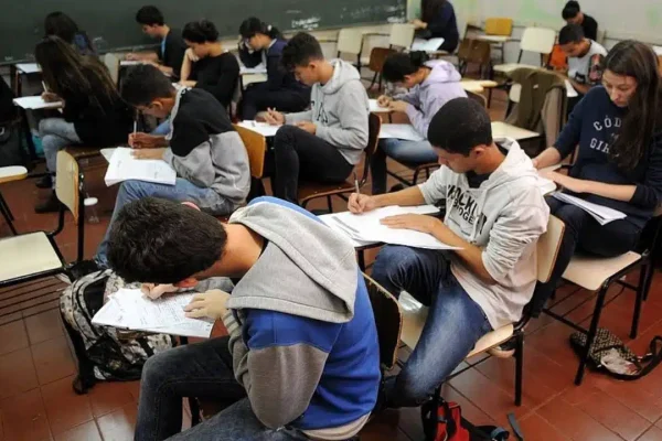 ensino-publico-1.jpg