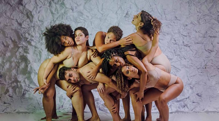 espetáculo_monstra_alo_alo_bahia copiar