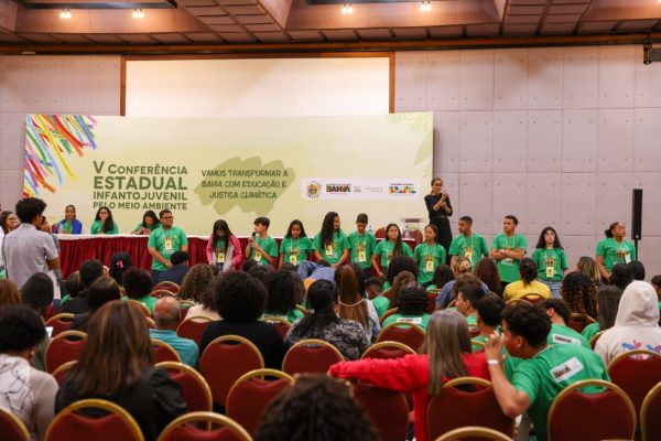 estudantes baianos