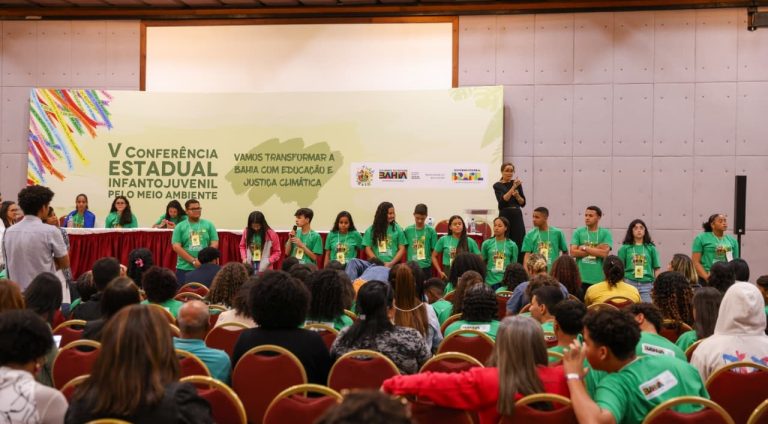 estudantes baianos