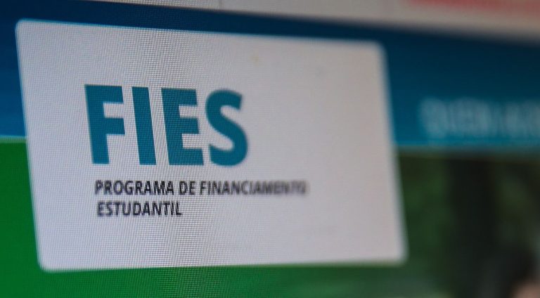 Fundo de Financiamento Estudantil,Fies