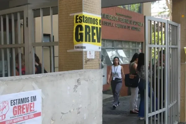 greve-em-universidades-federais-95454_800x450