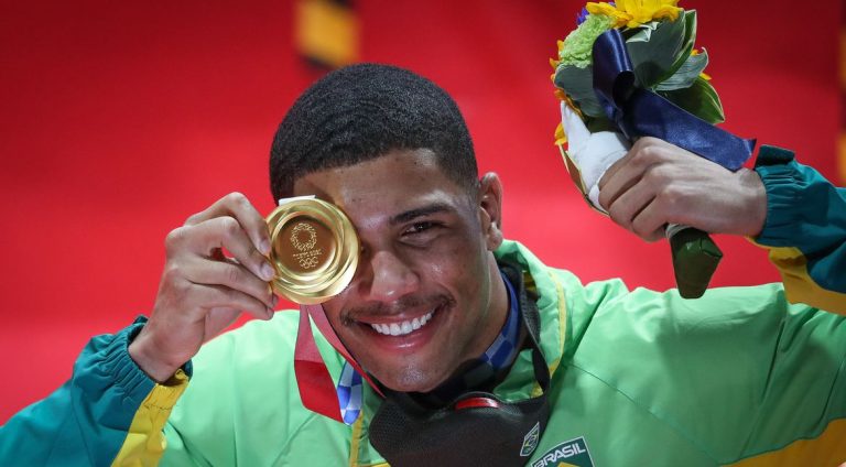 hebert_conceicao_boxe_toquio_ouro_no_olho
