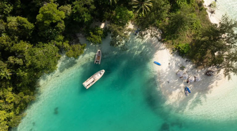 ilhas-no-leste-da-indonesia