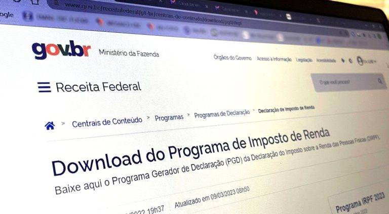 Brasília (DF), 09/03/2023 - IMPOSTO DE RENDA 2023 - A Receita Federal liberou o download do programa para a declaração do imposto de renda pessoa física 2023. Foto: Juca Varella/Agência Brasil