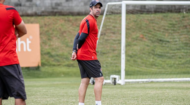 joao-burse-vitoria-divulgacao