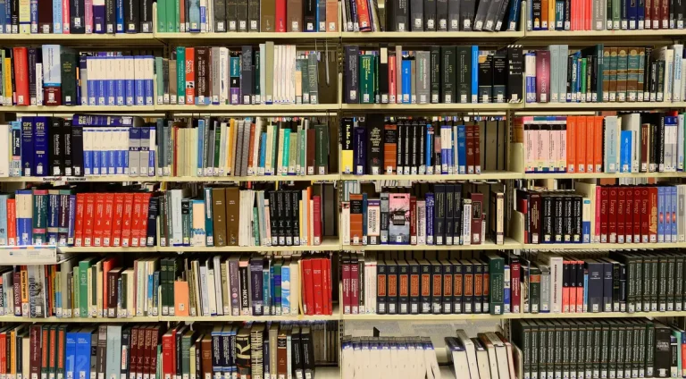library-1147815