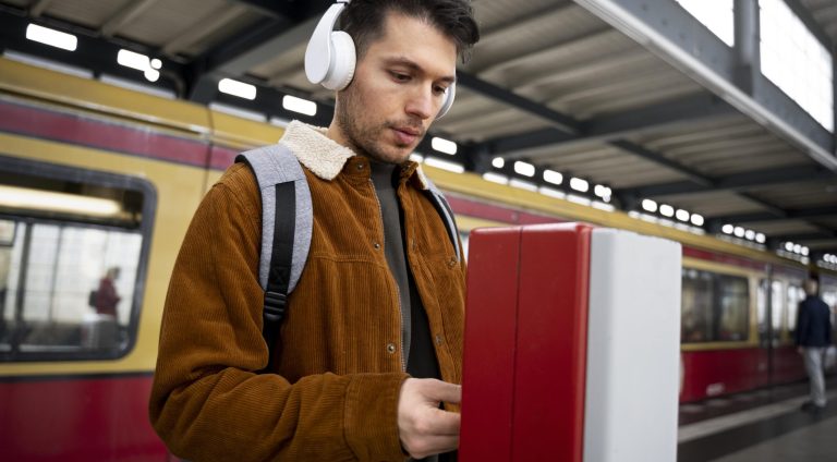 Ouvir uma boa música ajuda a tornar a rotina menos estressante