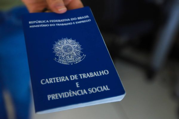 Paraná é líder no ranking nacional de geração de empregos com carteira assinada e diferença é superior a 95% do segundo colocado
Foto: Geraldo Bubniak