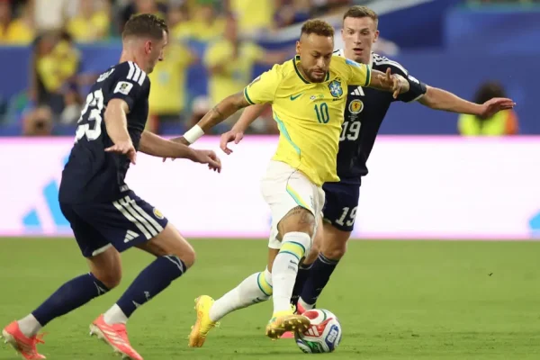 neymar_em_acao_contra_escocia-scaled-aspect-ratio-512-320-1