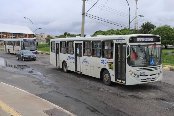 ônibus-LF