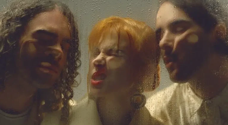 paramore1-1024x614.jpg