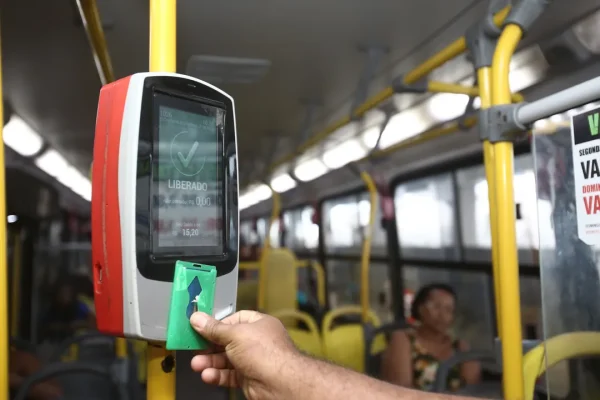 passagens-de-onibus-em-salvador-poderao-ser-pagas-0139071600202606011933-ScaleDownProportional