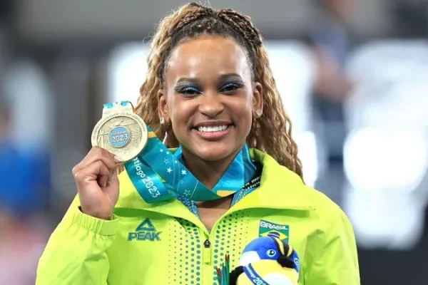 rebeca-andrade-garante-mais-um-ouro-no-pan-19455_800x450 (1)
