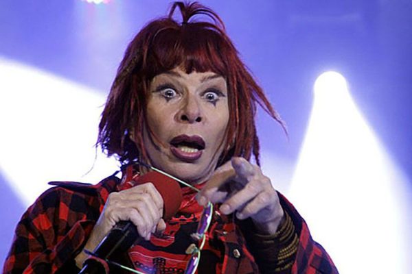 São Paulo (SP) - Apresentação da cantora Rita Lee no Festival do Chocolate, em Ribeirão Pires, em 29.07.2011.  Foto: Flickr/Carol Mendonça