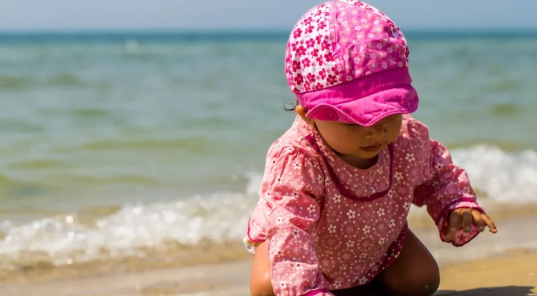 roupa-fotoprotecao-praia-verao
