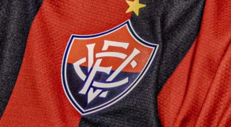 victor_ferreira-ec_vitoria_bVvAeef_widelg