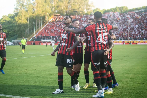 vitoria-2x0-sao-paulo---11-rodada-serie-a-3226677-article