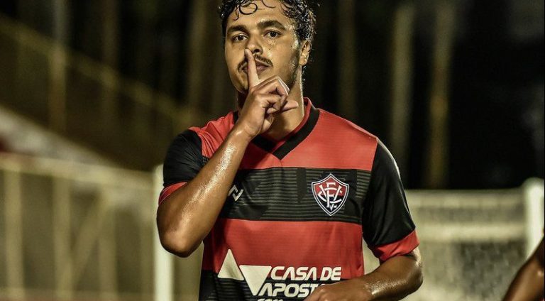 vitoria-emite-comunicado-oficial-sobre-afastamento-total-de-alisson-farias-e-revela-ofensas_widelg